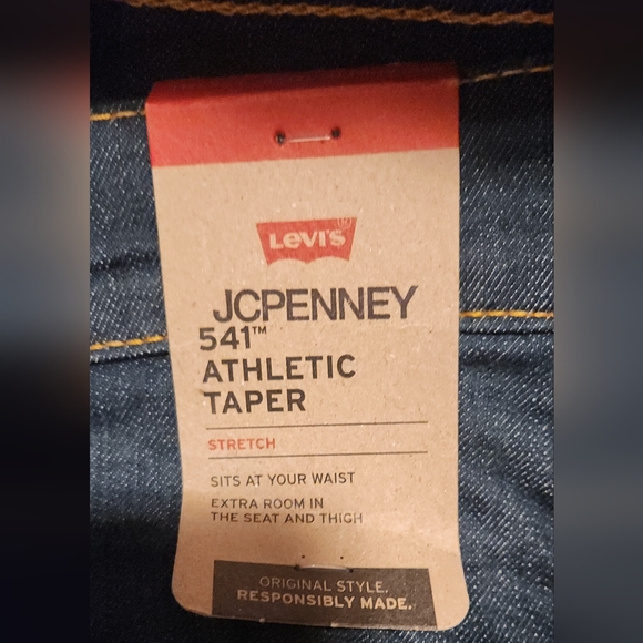 Levi Strauss Big & Tall Jeans - Picture 2 of 5